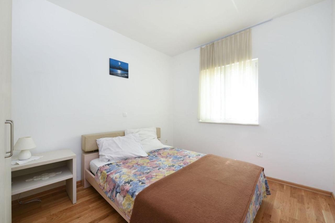 Apartments Bibinje By The Beach Exterior photo