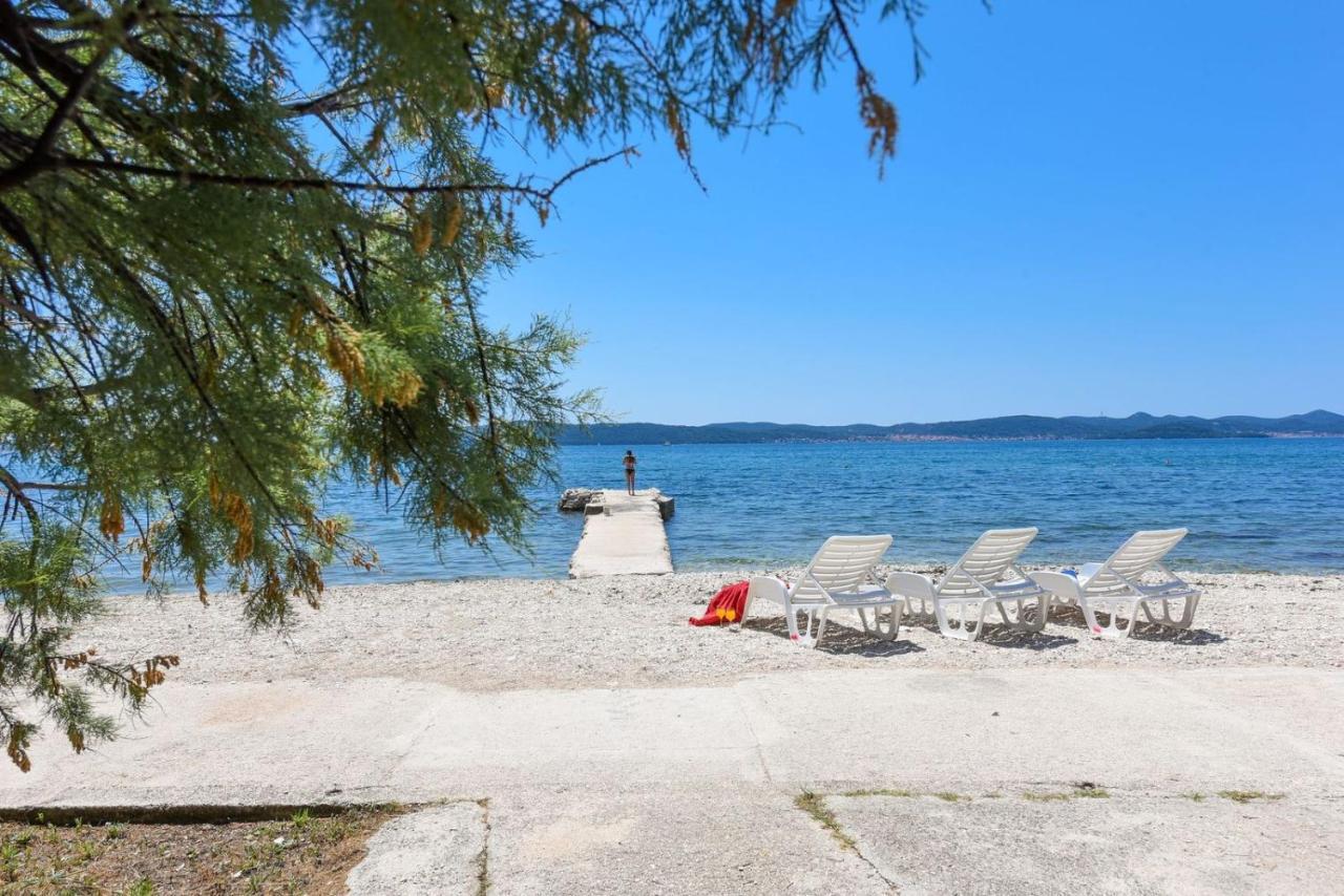 Apartments Bibinje By The Beach Exterior photo