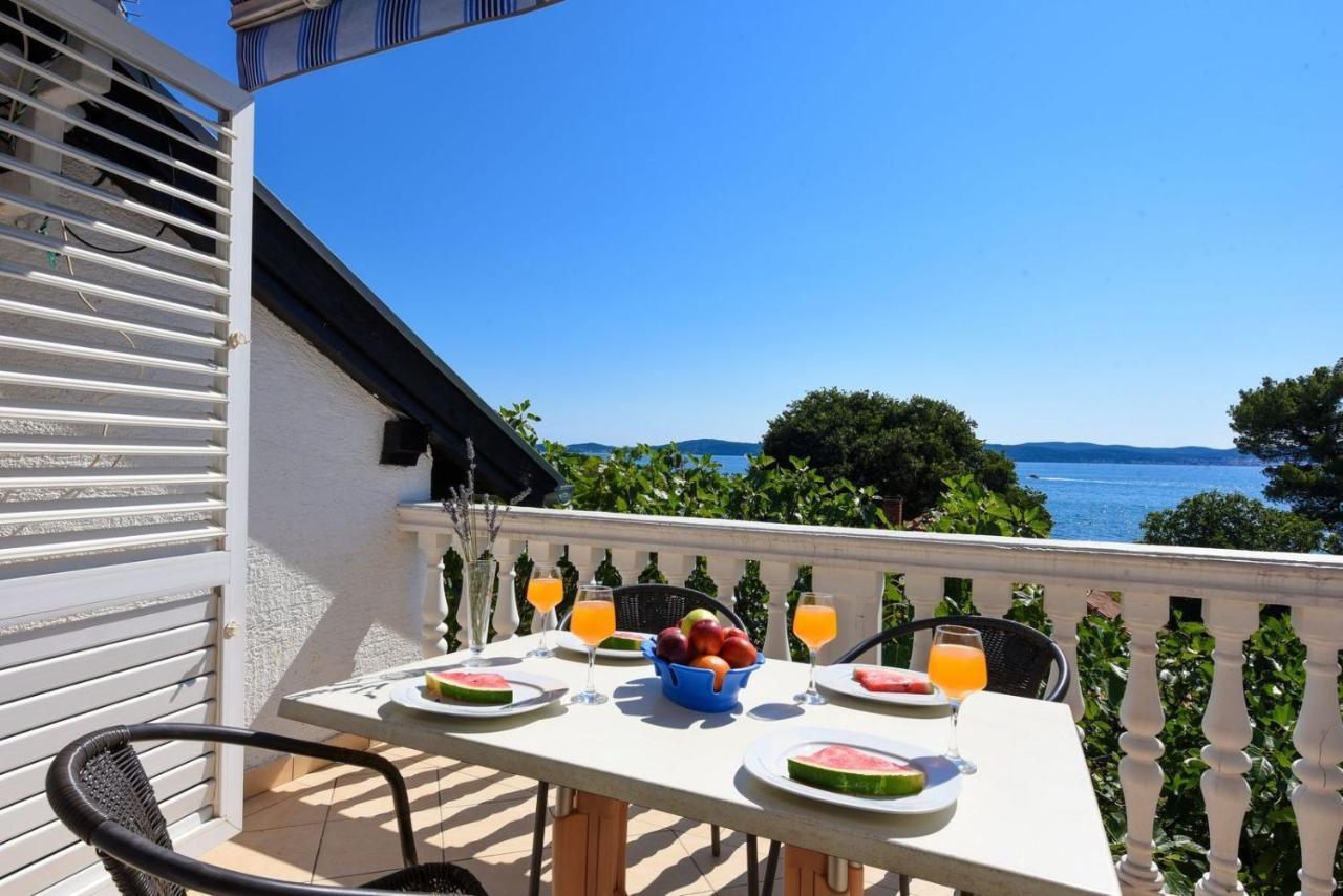 Apartments Bibinje By The Beach Exterior photo