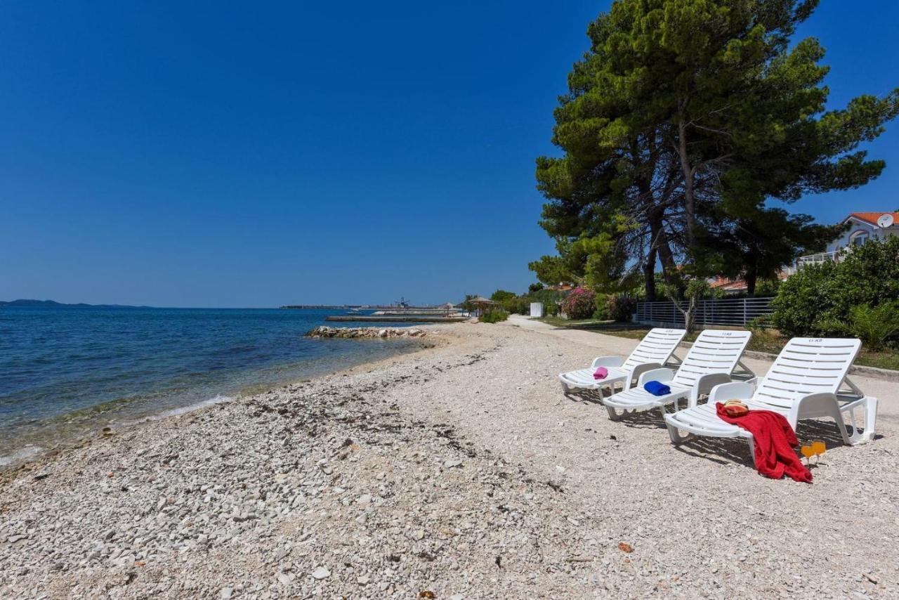 Apartments Bibinje By The Beach Exterior photo
